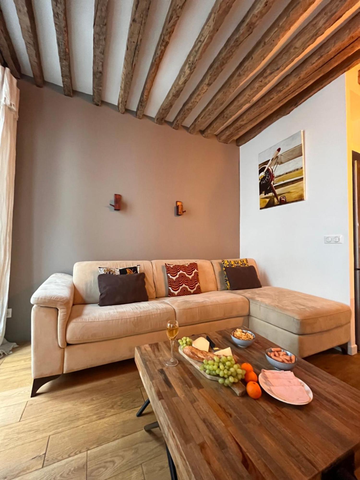 Appartement A Saint-Paul En Plein Coeur Du Marais 4 Pers París Exterior foto